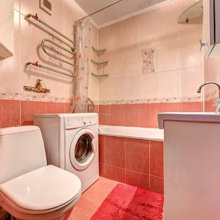 Apartments Near The Nsc Olympic كييف المظهر الخارجي الصورة