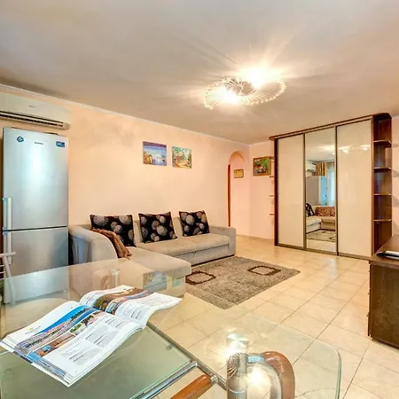 Apartments Near The Nsc Olympic كييف المظهر الخارجي الصورة
